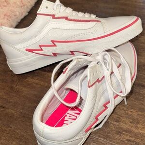 Vans Women's White Sneakers with Pink Accents